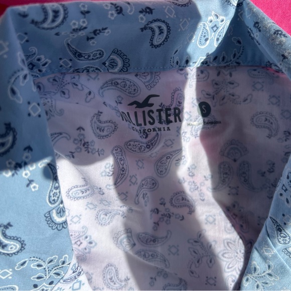 Hollister Button Down Shirts Size S - Picture 3 of 3